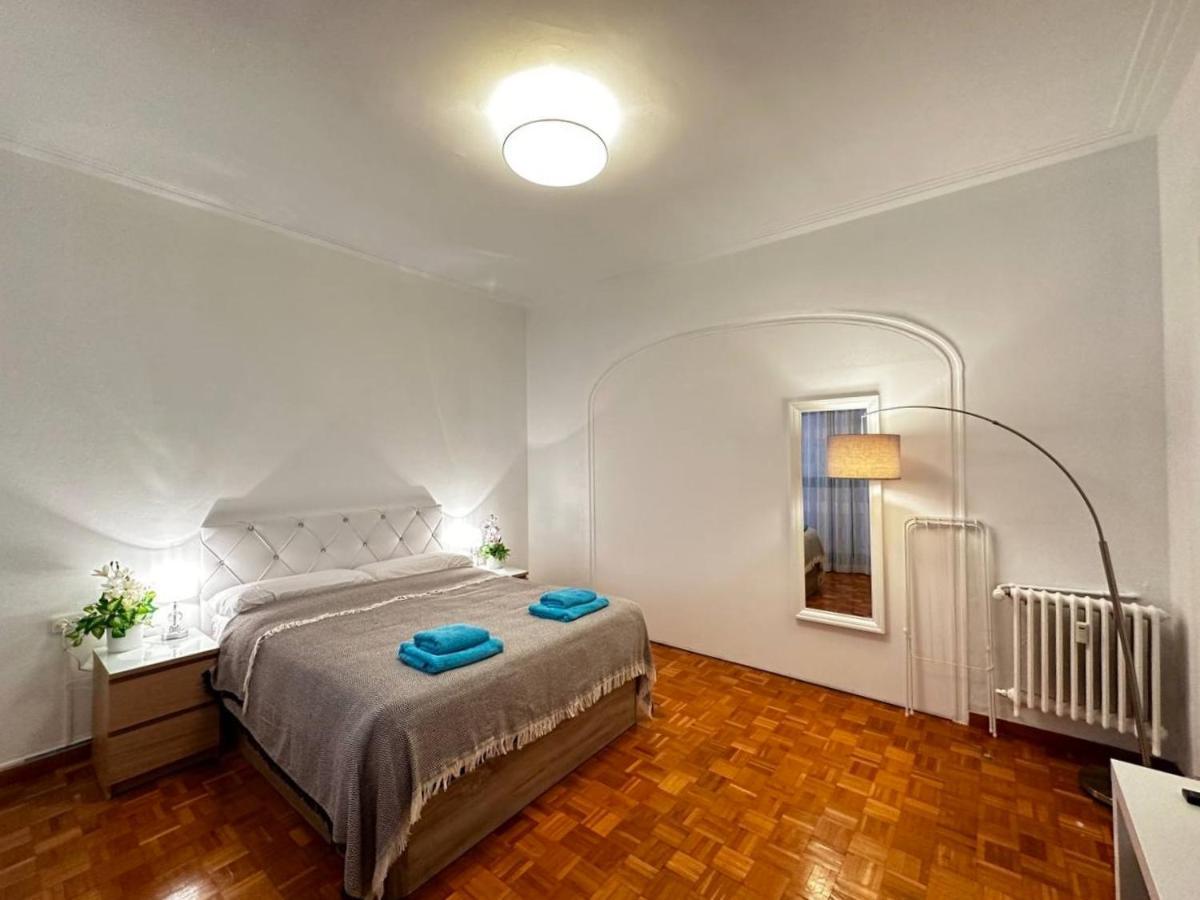 Rooms Nuevo Roger Barcelona Room photo
